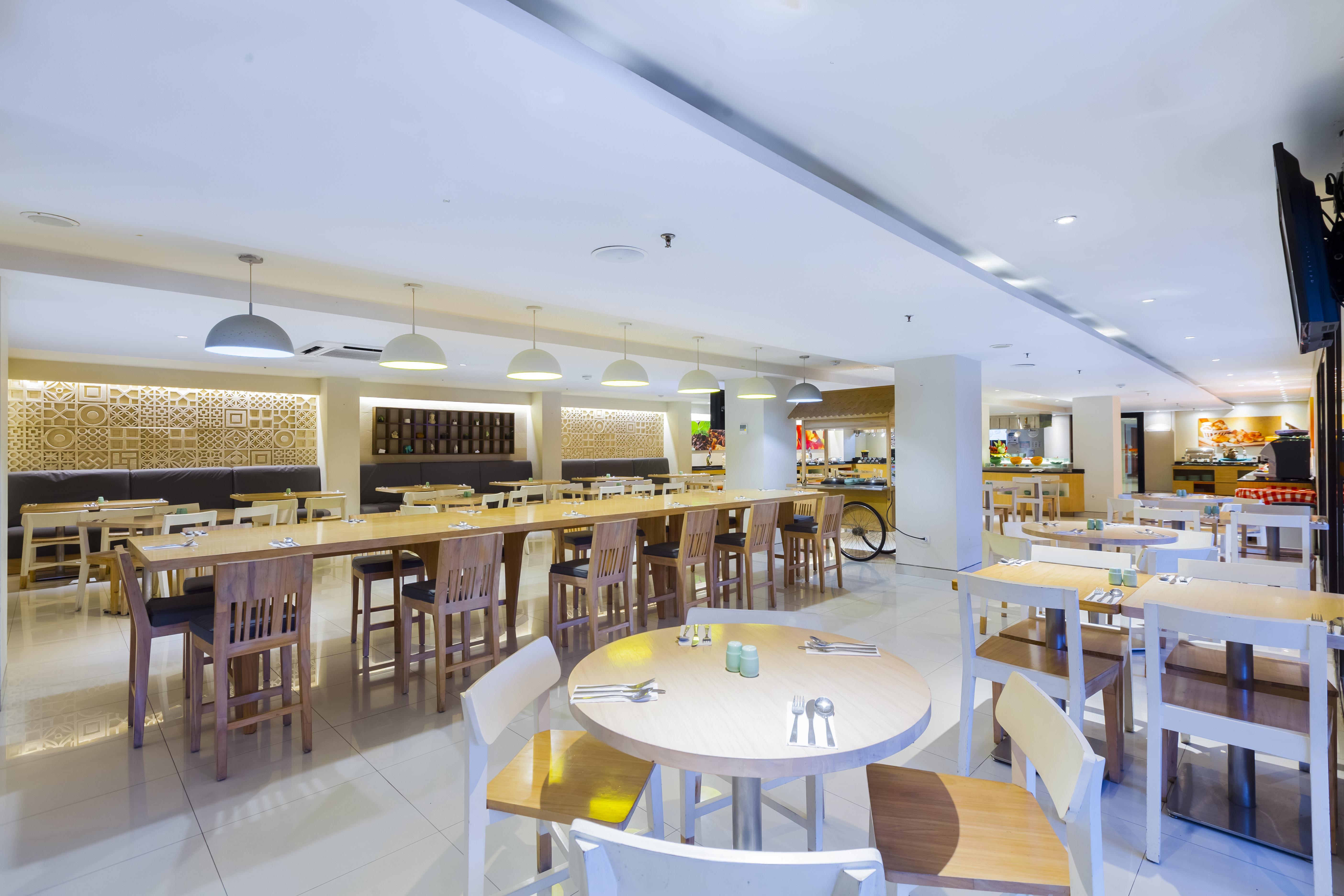 Harris Hotel Seminyak Екстериор снимка