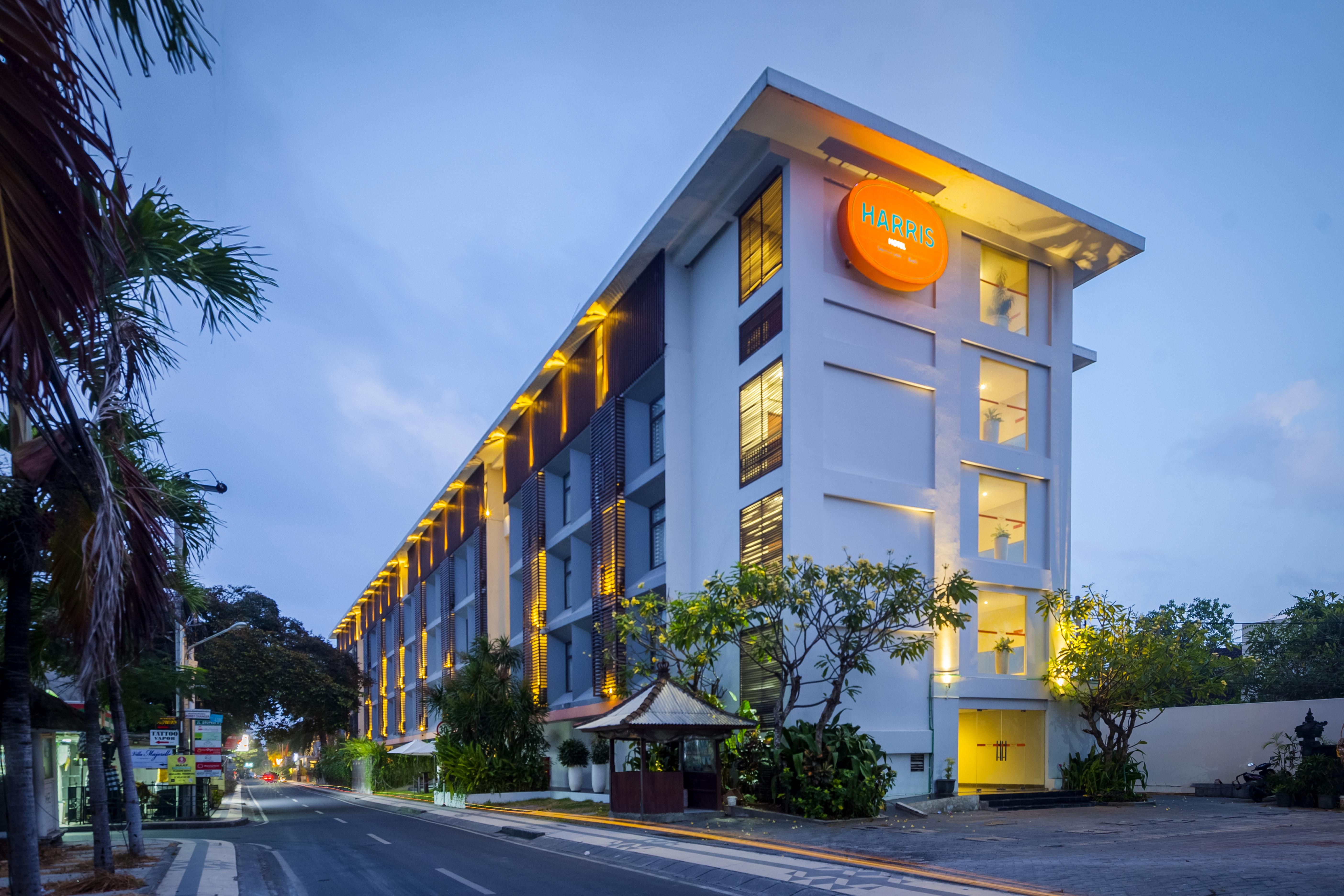 Harris Hotel Seminyak Екстериор снимка