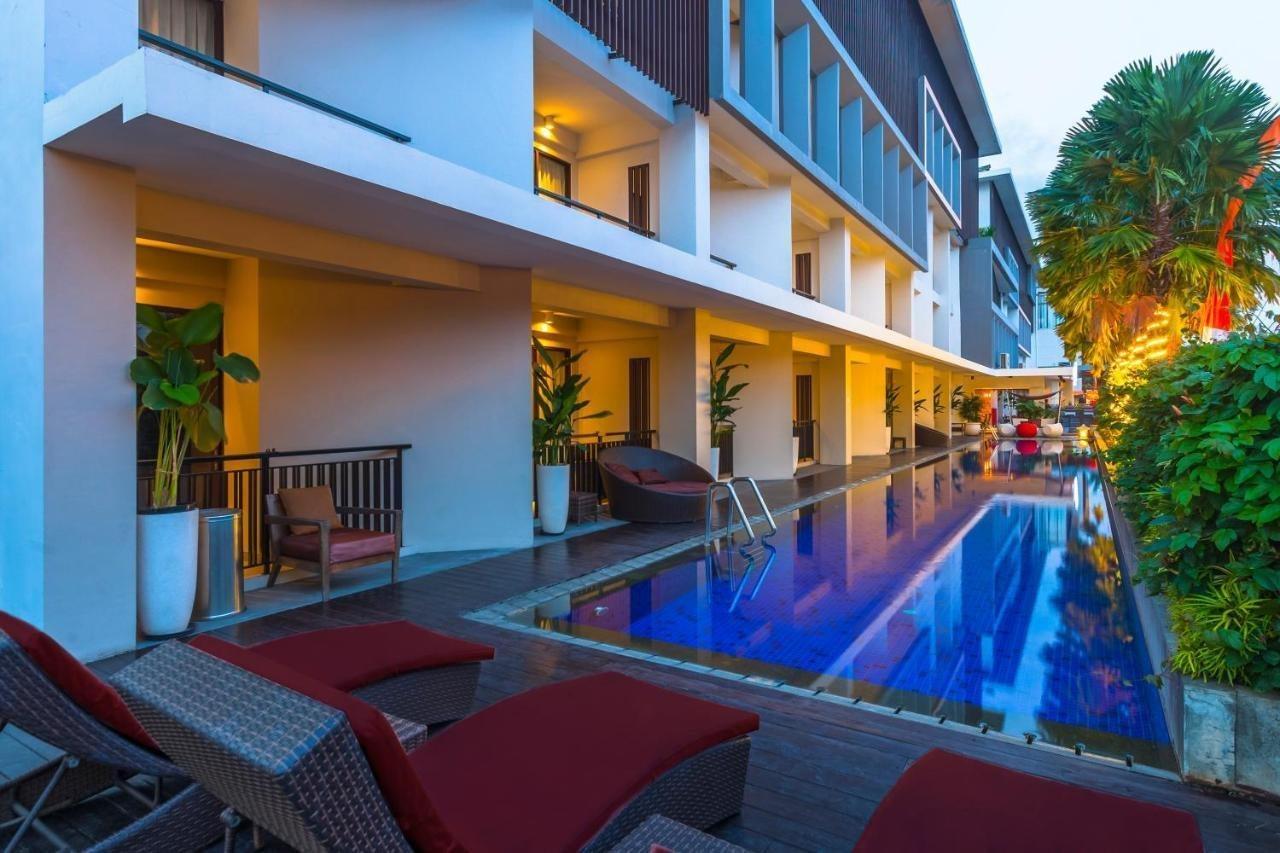 Harris Hotel Seminyak Екстериор снимка